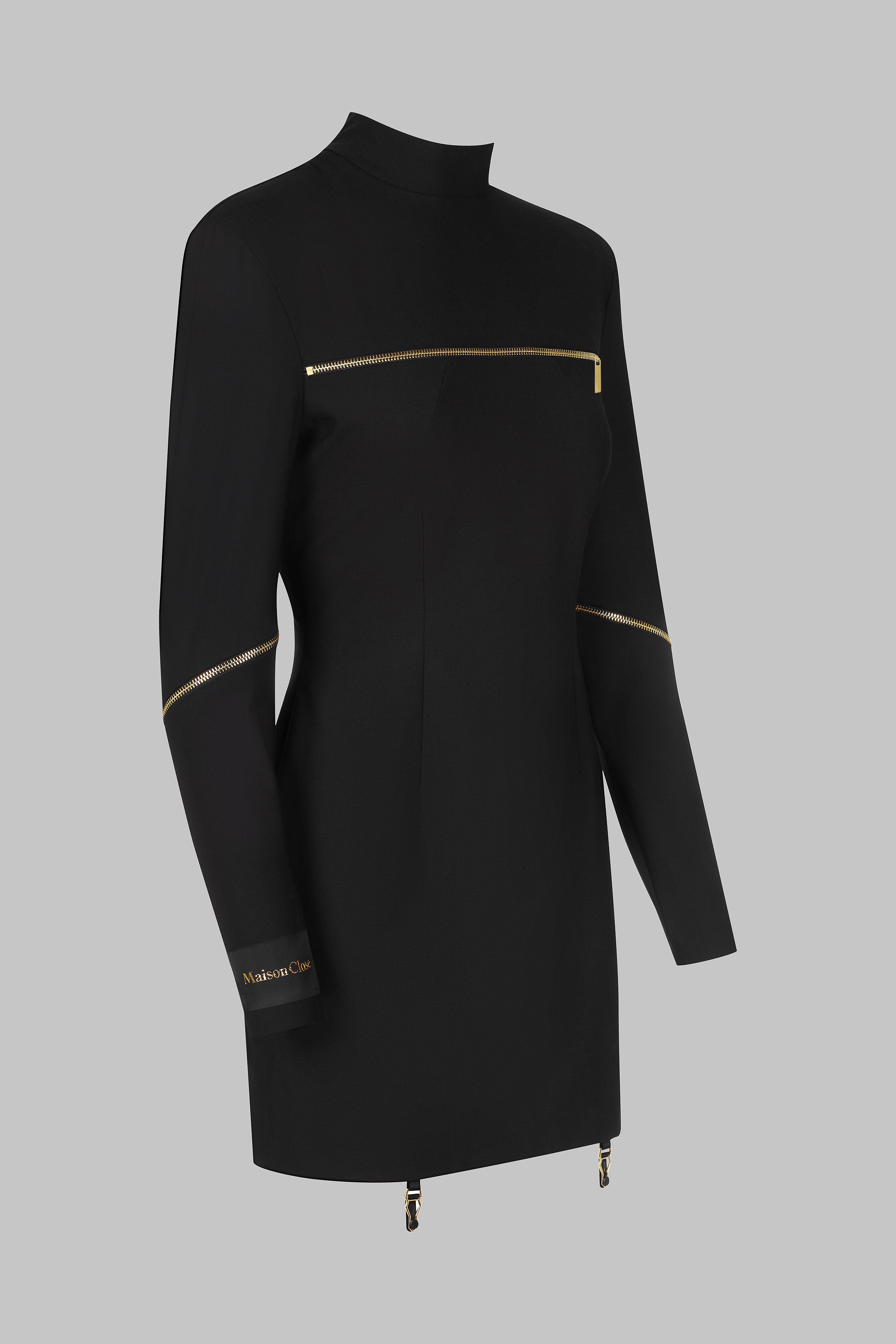 018 - Wool short dress with zip