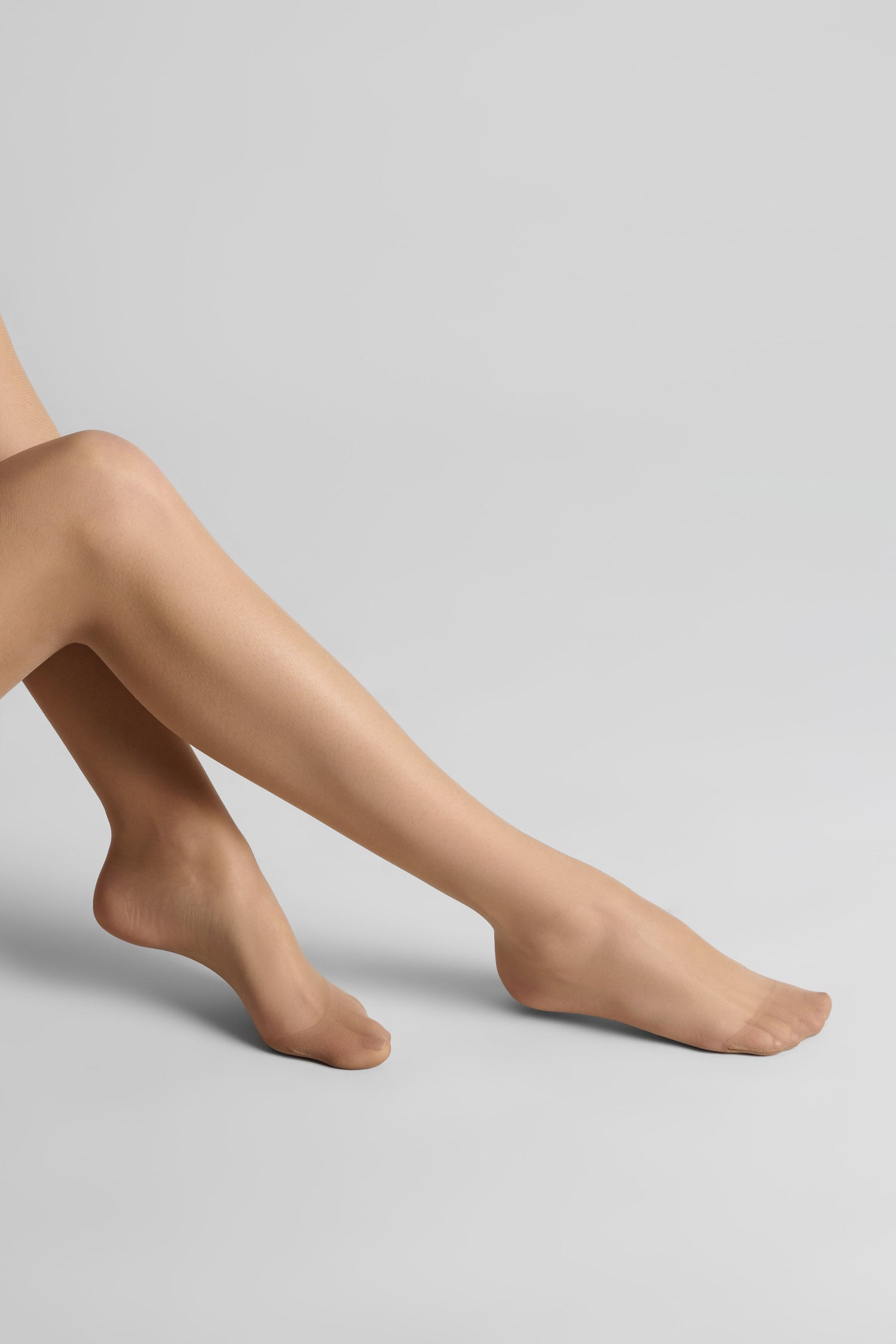 Cut and curled sheer stockings - 20D - Les Coquetteries
