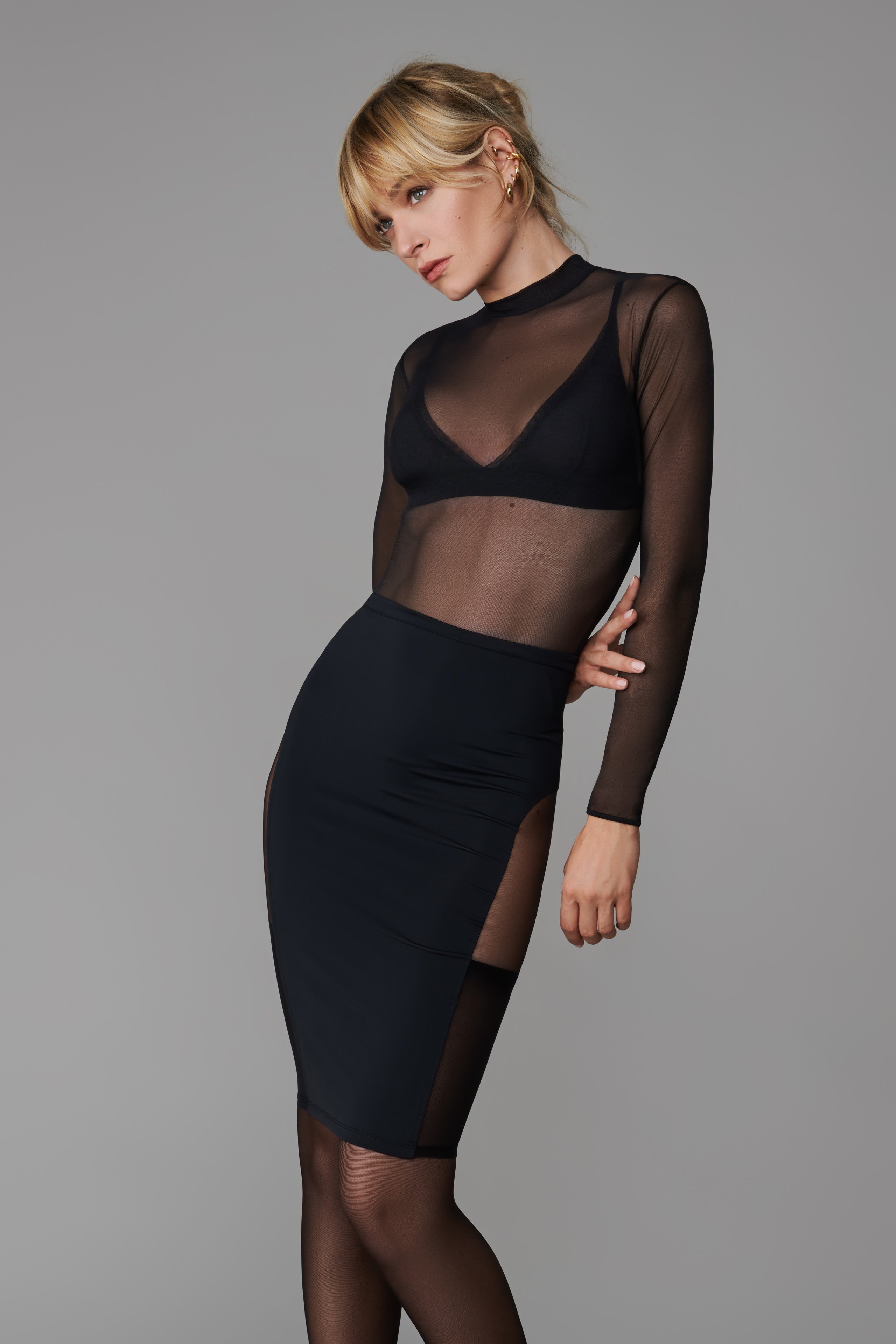 008 - Stretch pencil skirt with sheer sides