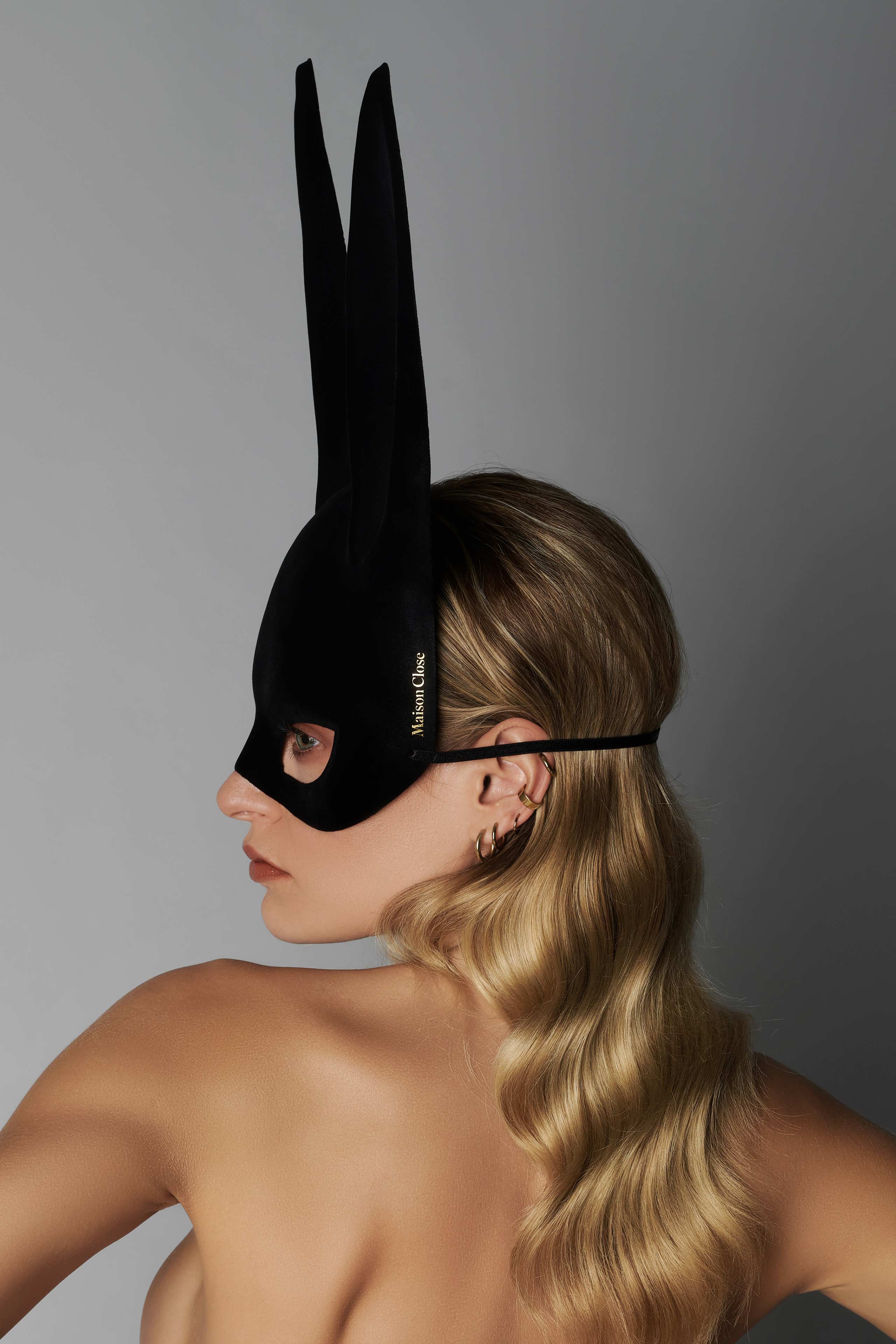Bunny mask with tail - Les Fétiches