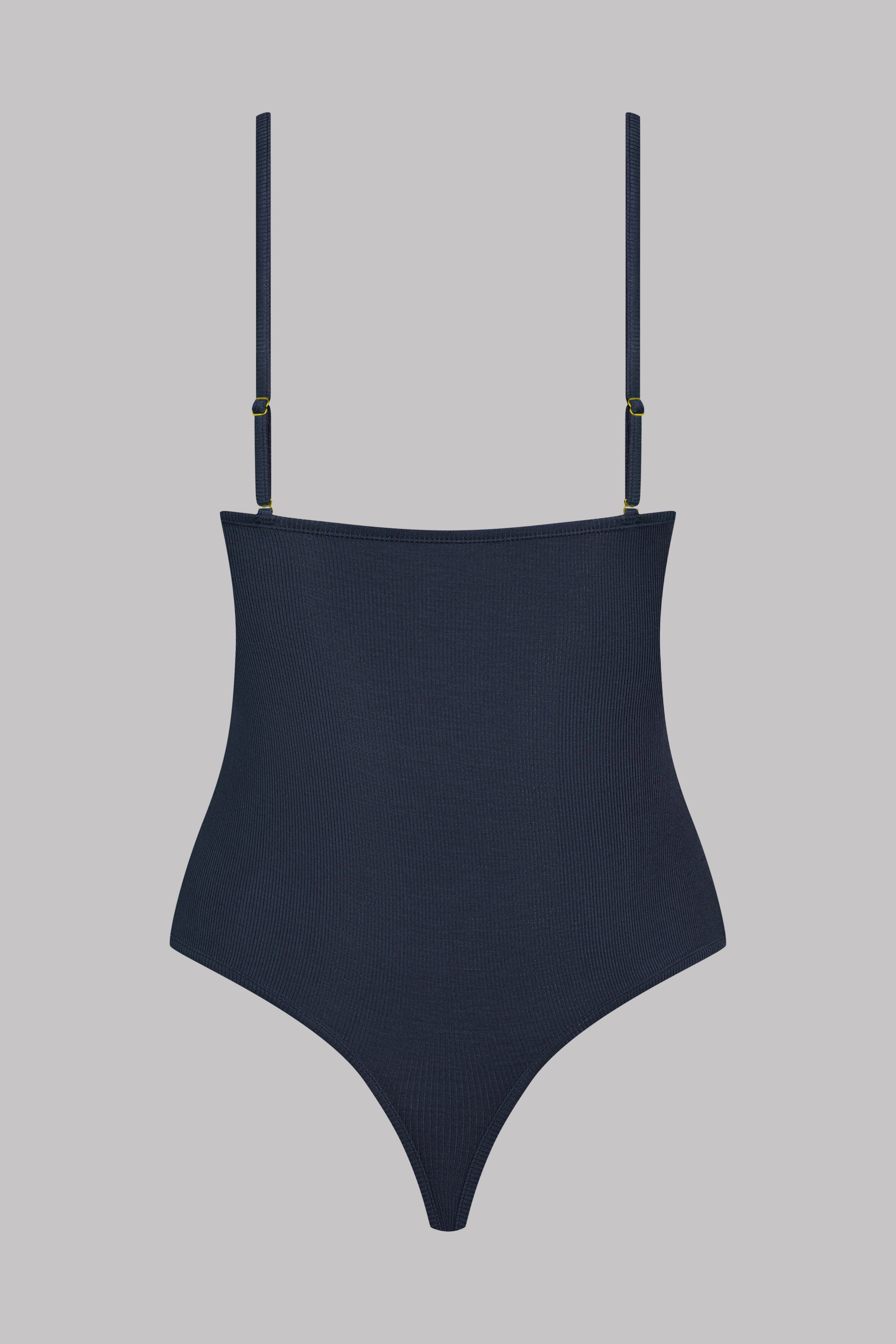 Thong body with straps - La Femme Amazone